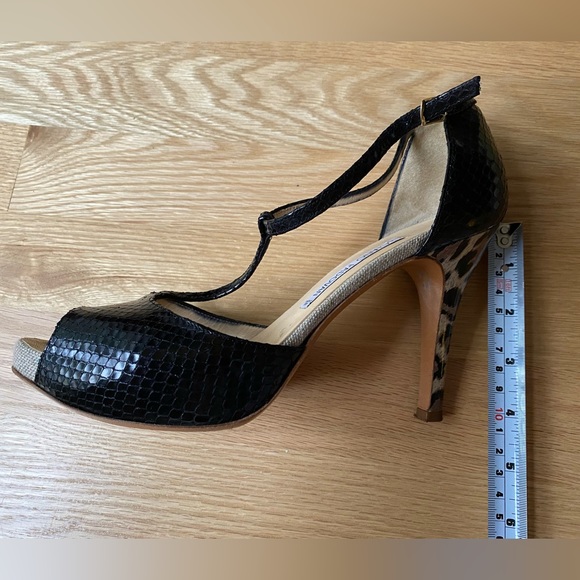 Luciano Padovan Snakeskin Leather T-Strap Peep Toe Pumps - Picture 9 of 10